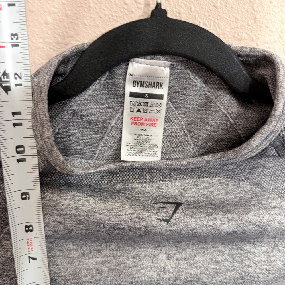 Gymshark Flex Grey Marl Long Sleeve Seamless Crop Top Back Cutout Small B1A3L - Picture 6 of 6